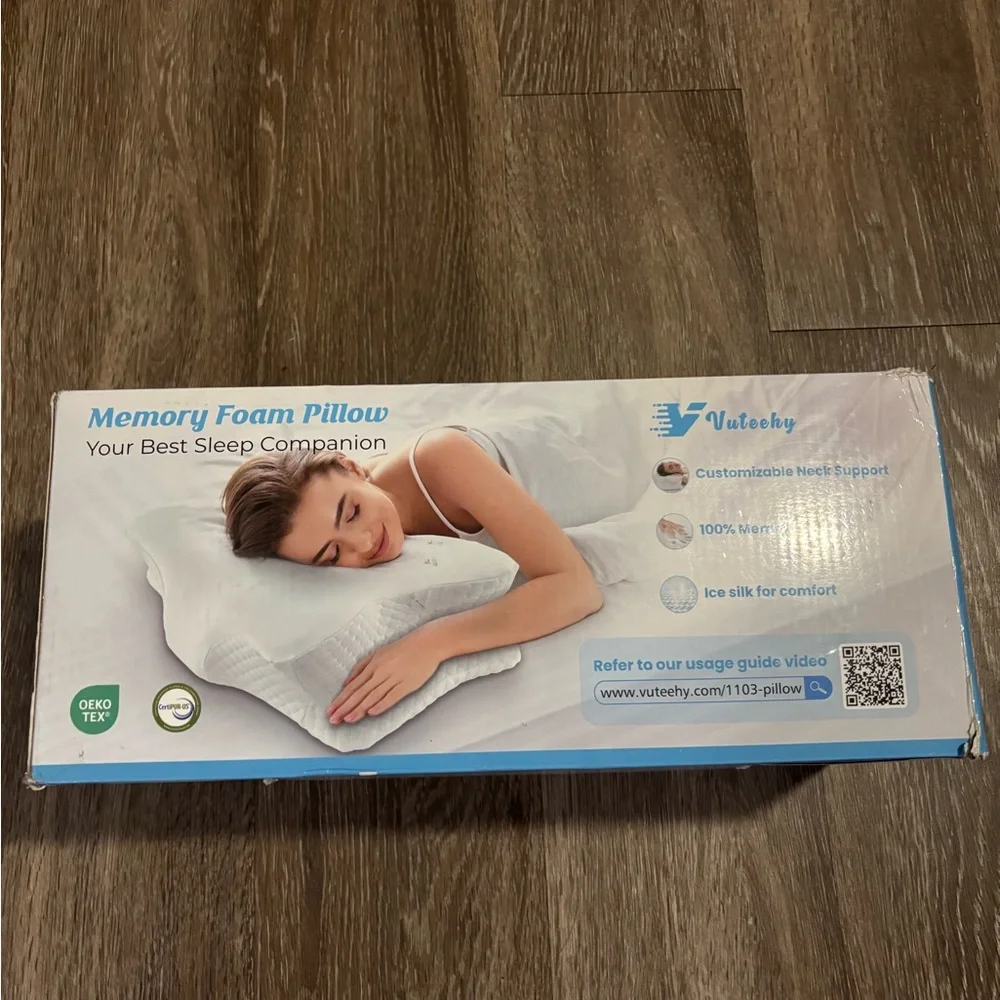 White Memory Foam Pillow - Picture 4 of 4